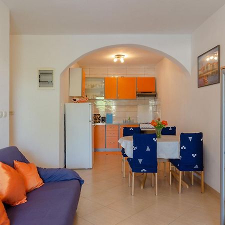Apartmani Juraj Zavalatica Kamer foto