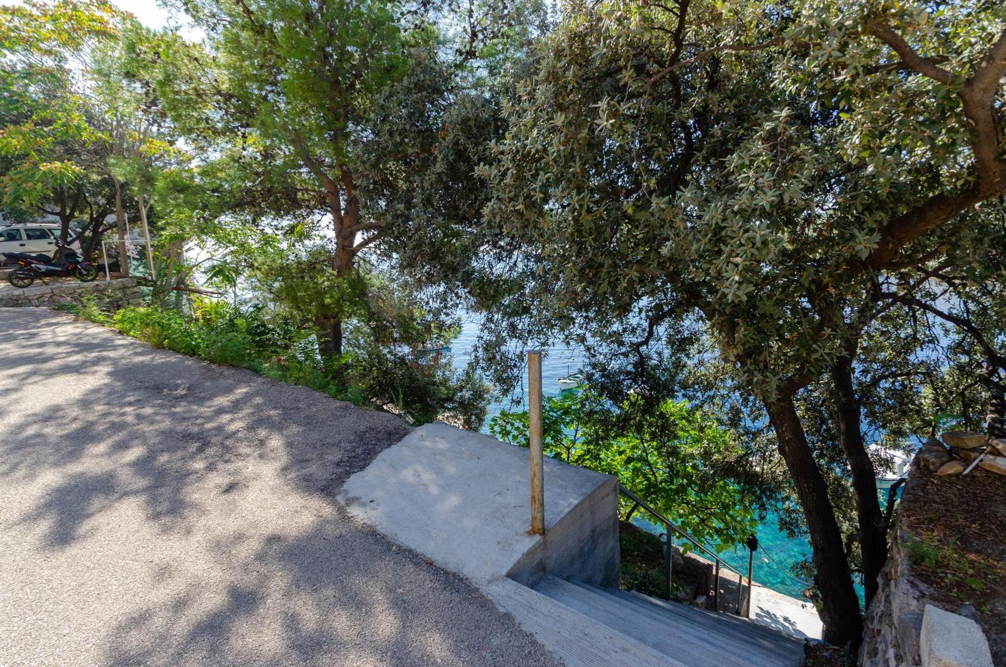 Apartmani Juraj Zavalatica Kamer foto